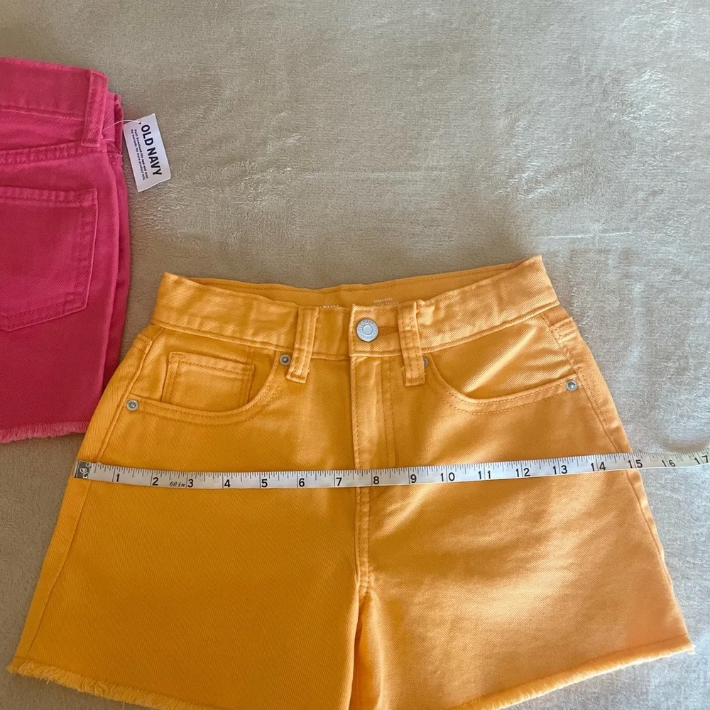 Old Navy High Rise Girls Denim Shorts - Size 8 - Picture 4 of 9
